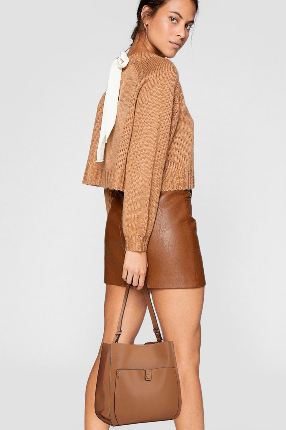 Shoulder Bag with Front Pocket 21598