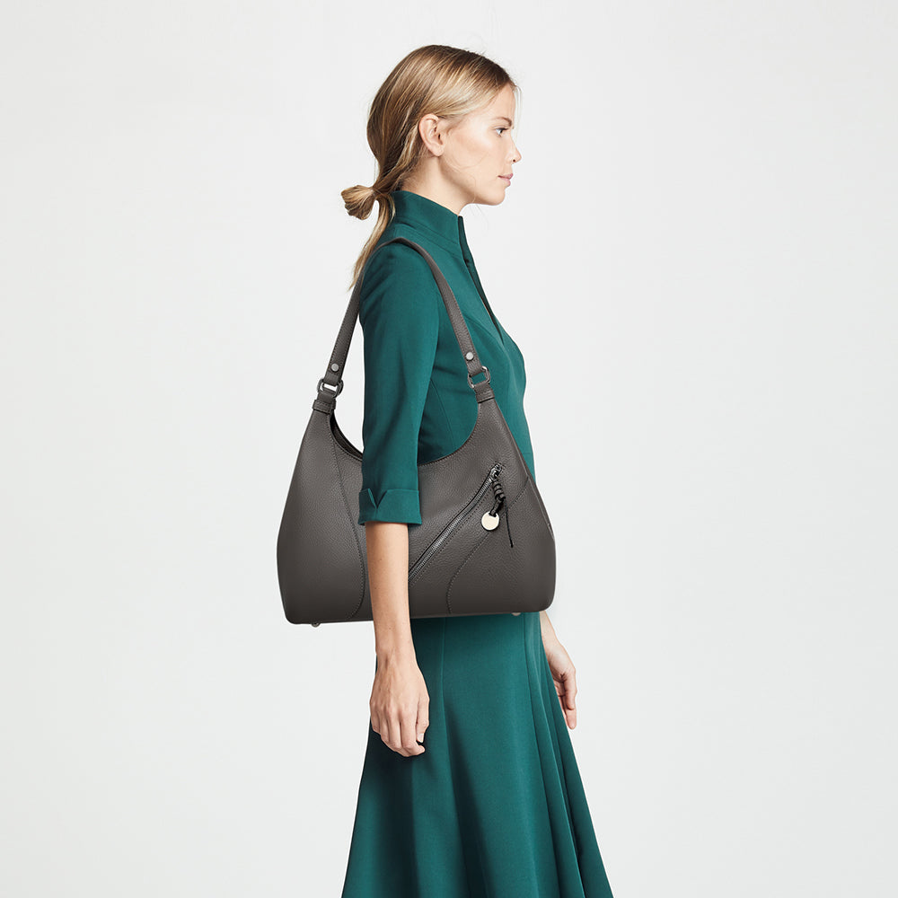 4 POSTER TRIPLE COMP SATCHEL WITH FRONT ZIP POCKETS 24904